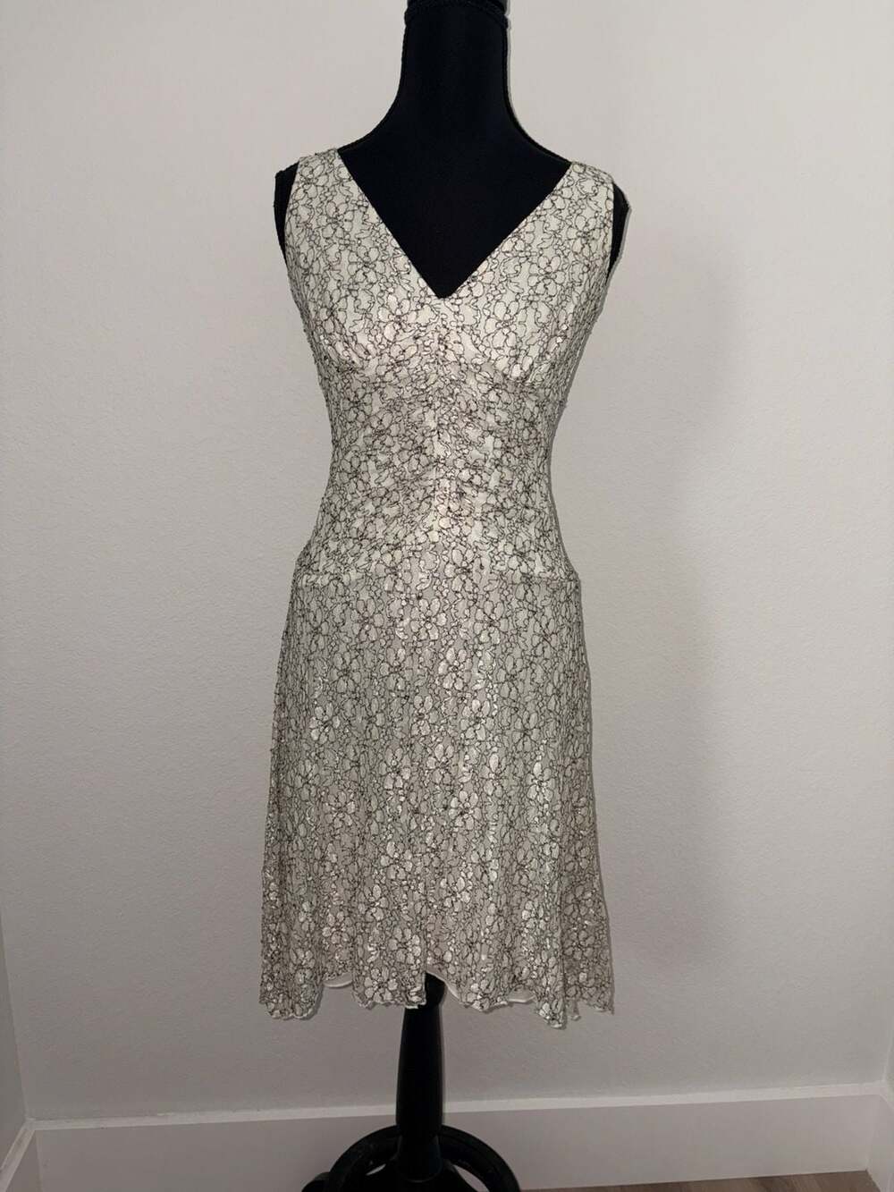 B. Darlin Dress Size 1/2 White Black Lace